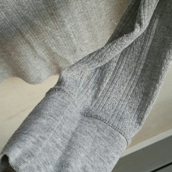 Victoria's Secret Heather Grey Metallic Knit Long-sleeve Layering Henley Top - Picture 10 of 13
